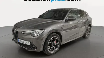 Negro Usado 2021 Alfa Romeo Stelvio Veloce SUV | 24.773 € (Super precio)