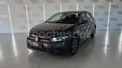 Azul Usado 2024 VW Polo Life Berlina | 19.500 € (Precio justo)
