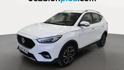 Usado MG ZS Luxury 106 CV (77 kW) 2023 Blanco SUV