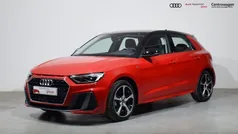 Rojo Nuevo 2024 Audi A1 Utilitario | 27.825 € (Un poco caro)