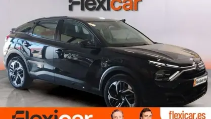 Usado Citroën C4 Feel 131 CV (96 kW) 2022 Negro Utilitario
