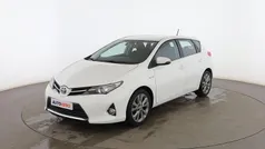 Blanco Usado 2013 Toyota Auris Hybrid Active Utilitario | 12.099 € (Precio justo)