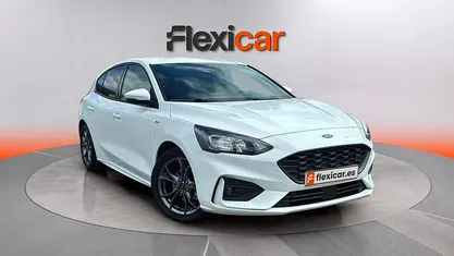 Usado Ford Focus ST-Line 125 CV (91 kW) 2022 Blanco Berlina