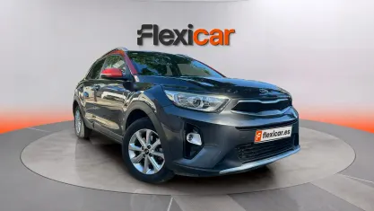 Usado Kia Stonic 101 CV (74 kW) 2018 Negro SUV