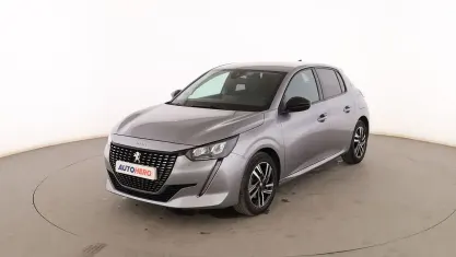 Usado Peugeot 208 Allure 101 CV (74 kW) 2022 Gris Utilitario