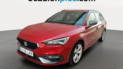 Usado Seat Leon FR 150 CV (110 kW) 2020 Rojo Monovolumen