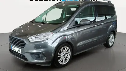 Usado Ford Tourneo Courier Titanium 100 CV (73 kW) 2020 Gris Monovolumen