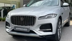 Hakuba silver / metalizado Usado 2021 Jaguar F-Pace SE SUV | 48.900 € (Precio justo)