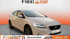 Blanco Usado 2019 Volvo V40 Momentum Familiar | 17.390 € (Precio justo)
