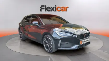 Usado Cupra Leon 204 CV (150 kW) 2022 Negro Berlina