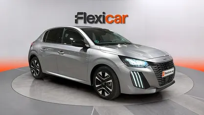 Usado Peugeot 208 Allure 101 CV (74 kW) 2025 Utilitario