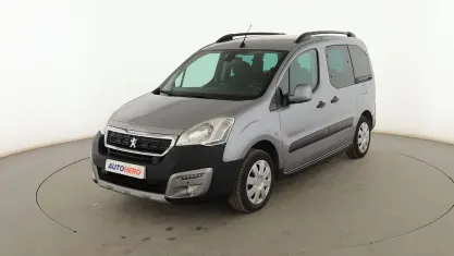 Usado Peugeot Partner Outdoor 100 CV (73 kW) 2015 Gris Monovolumen