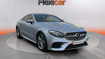 Usado Mercedes E220 194 CV (142 kW) 2019 Gris Coupe