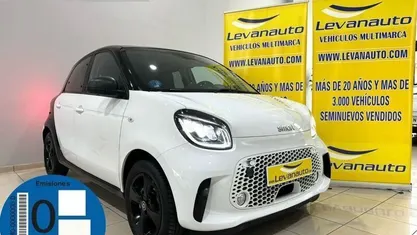 Usado Smart ForFour Electric Drive Passion 60 kW (82 CV) 2020