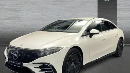 Usado Mercedes EQS450+ AMG line 244 kW (333 CV) 2022 Blanco Berlina