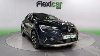 Begagnad Renault Arkana Evolution 140 HK (102 kW) 2024 Blå SUV