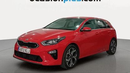Käytetty Kia Ceed 140 HP (102 kW) 2018 Punainen Viistoperä