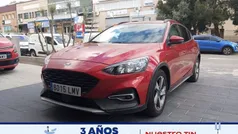 Rojo Usado 2021 Ford Focus ST-Line Berlina | 18.500 € (Precio justo)