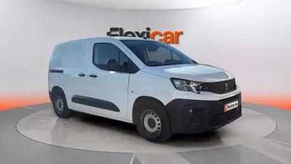 Käytetty Peugeot Partner 102 HP (75 kW) 2019 Valkoinen Tila-auto