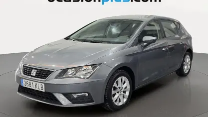 Usado Seat Leon Style 116 CV (85 kW) 2018 Gris Utilitario