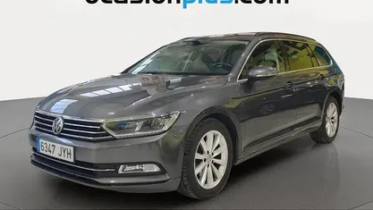 Usado VW Passat Advance 150 CV (110 kW) 2017 Gris Familiar