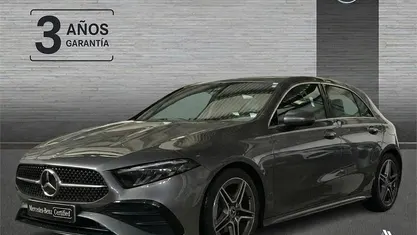 Begagnad Mercedes A180 AMG line 136 HK (100 kW) 2025 Grå Sedan