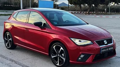Usado Seat Ibiza FR 150 CV (110 kW) 2022 Rojo Utilitario
