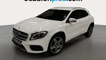 Usado Mercedes GLA200 AMG 136 CV (100 kW) 2019 Blanco SUV
