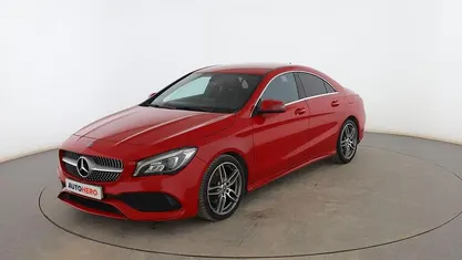 Usado Mercedes CLA220 AMG line 177 CV (130 kW) 2017 Rojo Berlina