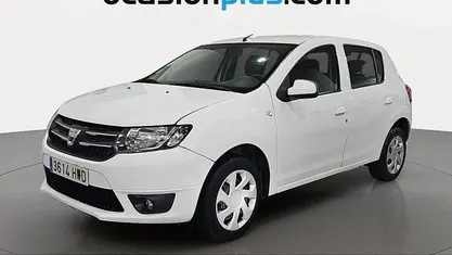 Usado 2014 Dacia Sandero Lauréate Utilitario | 7990 € (Precio justo)