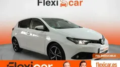 Blanco Usado 2018 Toyota Auris Hybrid Edition Berlina | 16.490 € (Precio justo)