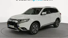 Usado 2019 Mitsubishi Outlander Motion SUV | 18.818 € (Precio justo)