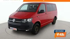 Rojo Usado 2018 VW Caravelle Trendline Monovolumen | 28.999 € (Buen precio)