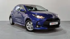 Azul Usado 2021 Toyota Yaris Hybrid Active Berlina | 19.480 € (Precio justo)