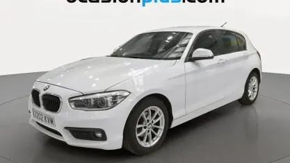 Begagnad BMW 116 109 HK (80 kW) 2019 Vit Halvkombi