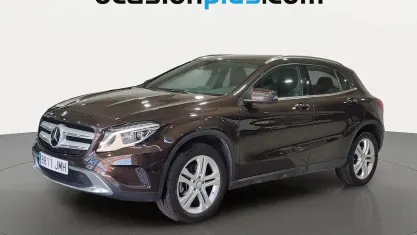 Usado Mercedes GLA250 Urban 211 CV (155 kW) 2016 Marrón SUV