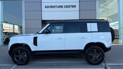 Usado Land Rover Defender SE Dynamic 250 HP (183 kW) 2026 SUV