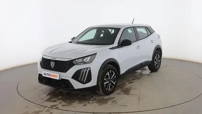 Usado Peugeot 2008 Style 136 CV (100 kW) 2025 SUV