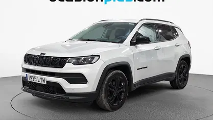 Usado Jeep Compass Night Eagle 131 CV (96 kW) 2022 SUV