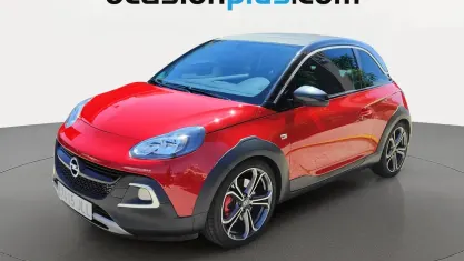 Usado Opel Adam Rocks 150 CV (110 kW) 2016 Rojo Utilitario