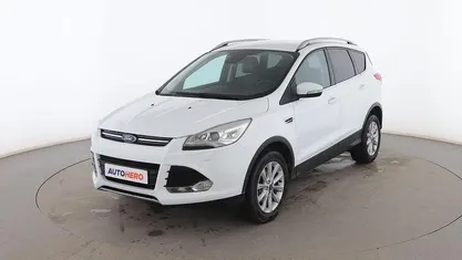 Blanco Usado 2016 Ford Kuga Titanium SUV | 11.799 € (Precio justo)