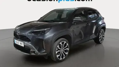 Usado Toyota Yaris Cross Active 116 HP (85 kW) 2024 Cinzento SUV