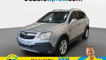 Usado Opel Antara Cosmo 150 CV (110 kW) 2008 Plateado SUV