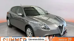 Gris Usado 2018 Alfa Romeo Giulietta Tech Edition Utilitario | 13.290 € (Precio justo)