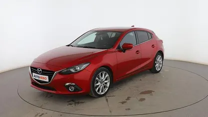 Usado 2015 Mazda 3 Luxury Utilitario | 14.499 € (Precio justo)