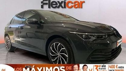 Usado VW Golf VIII 110 HP (80 kW) 2021 Cinzento Citadino