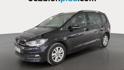 Usado VW Touran Business 122 CV (89 kW) 2021 Negro Monovolumen