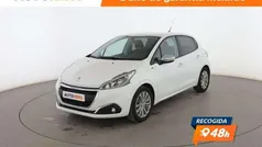 Usado 2016 Peugeot 208 Style Utilitario | 8299 € (Precio justo)