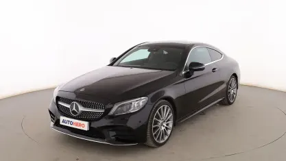 Usado Mercedes C200 AMG line 197 CV (144 kW) 2020 Negro Coupe