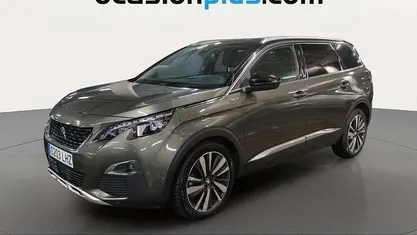 Gris Usado 2020 Peugeot 5008 GT-line SUV | 18.173 € (Precio justo)